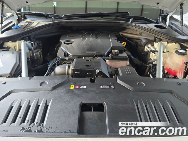 Genesis GV70 2024 — photo 17