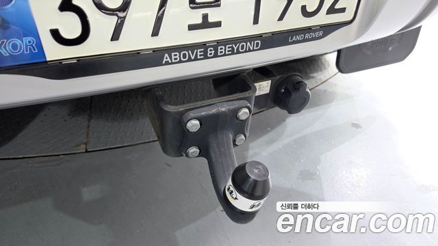 Land Rover Defender 2020 — photo 27