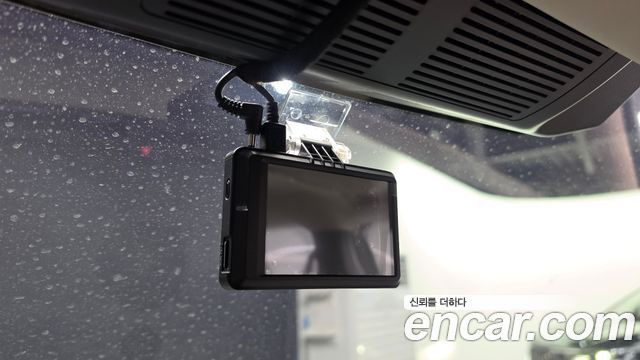 Land Rover Defender 2020 — photo 33