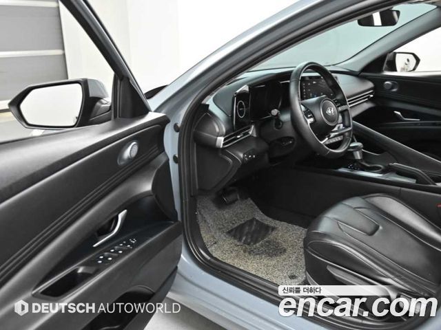 Hyundai AVANTE 2023 — photo 11