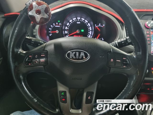 Kia Sportage 2016 — photo 16