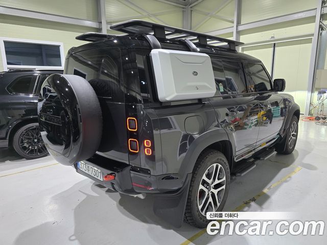 Land Rover Defender 2026 — photo 4