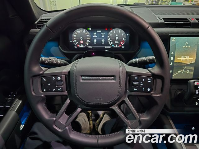 Land Rover Defender 2026 — photo 6