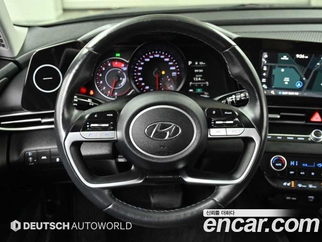Hyundai AVANTE 2022 — photo 13