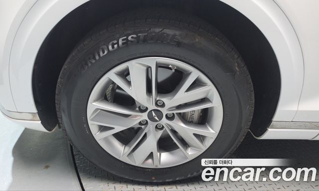 Genesis GV70 2025 — photo 5