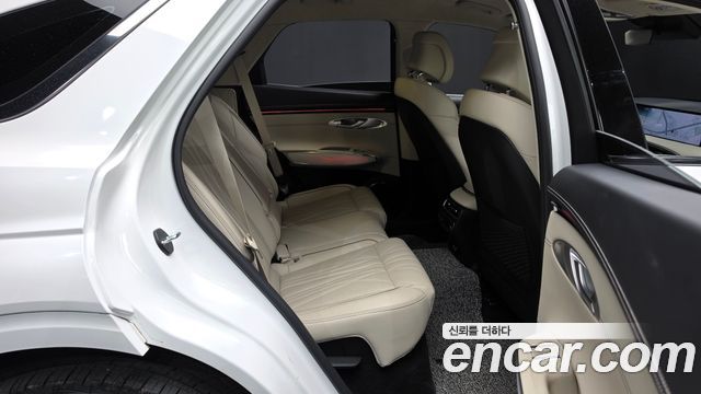 Genesis GV70 2025 — photo 17