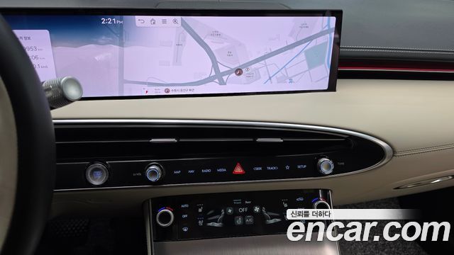 Genesis GV70 2025 — photo 19