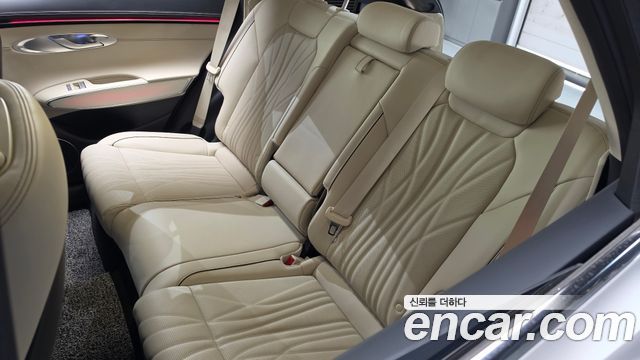 Genesis GV70 2025 — photo 28