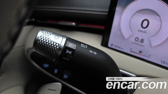 Genesis GV70 2025 — photo 33