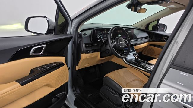 Kia Canival 2023 — photo 13