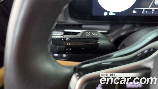 Kia Canival 2023 — photo 26