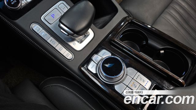 Genesis G90 2021 — photo 12
