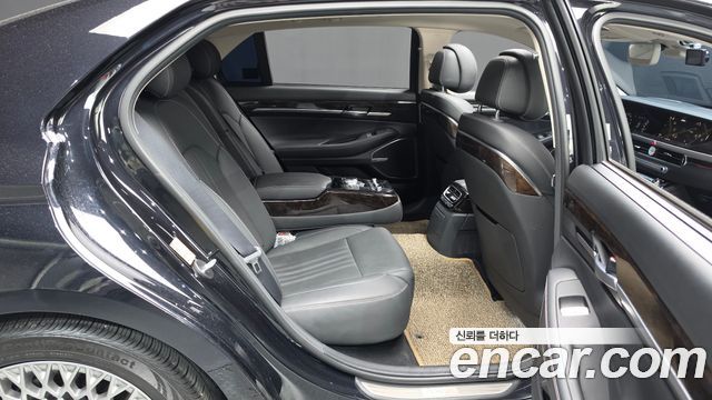 Genesis G90 2021 — photo 17