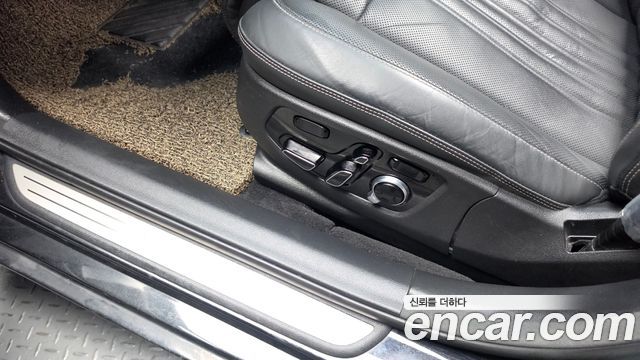 Genesis G90 2021 — photo 41