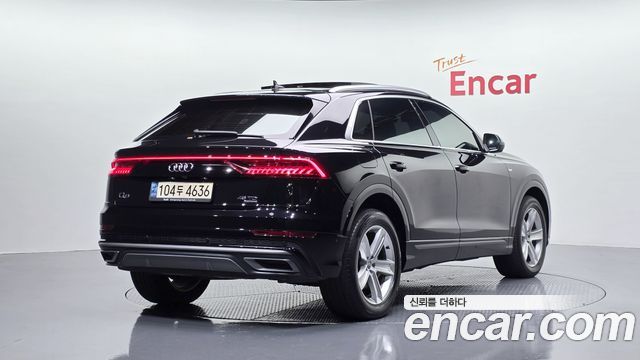 Audi Q8 2021 — photo 2