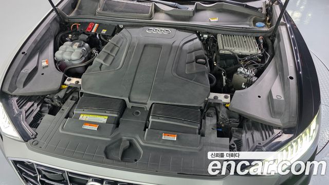 Audi Q8 2021 — photo 6