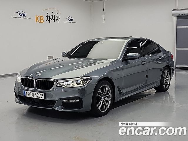 BMW 5-Series 2017 — photo 1