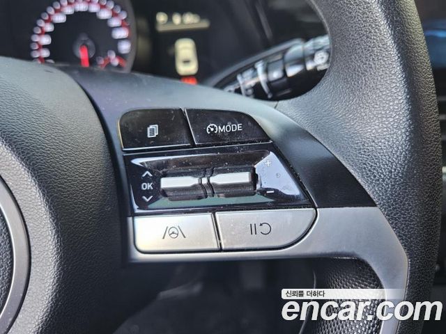 Hyundai AVANTE 2023 — photo 13
