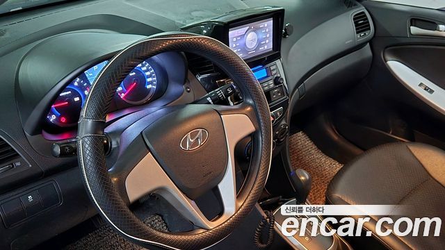 Hyundai Accent 2014 — photo 6