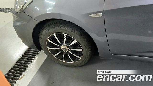 Hyundai Accent 2014 — photo 13