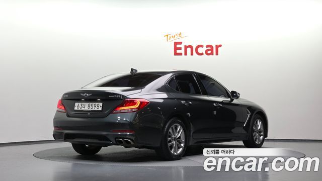 Genesis G70 2018 — photo 2