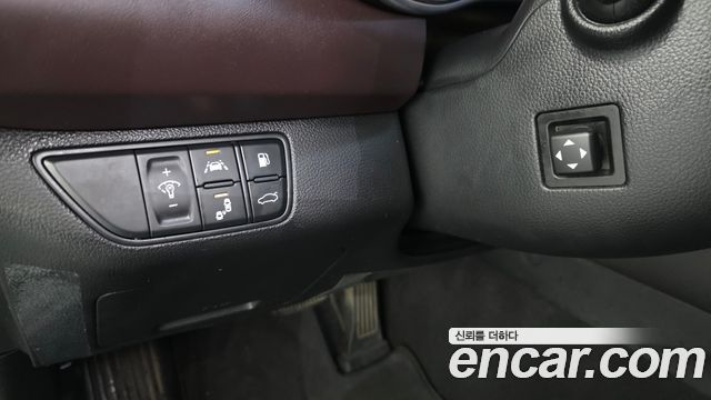 Genesis G70 2018 — photo 27