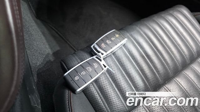 Genesis G70 2018 — photo 31