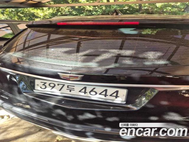 Cadillac XT5 2019 — photo 2