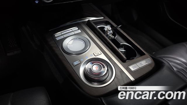 Genesis G80 2021 — photo 12