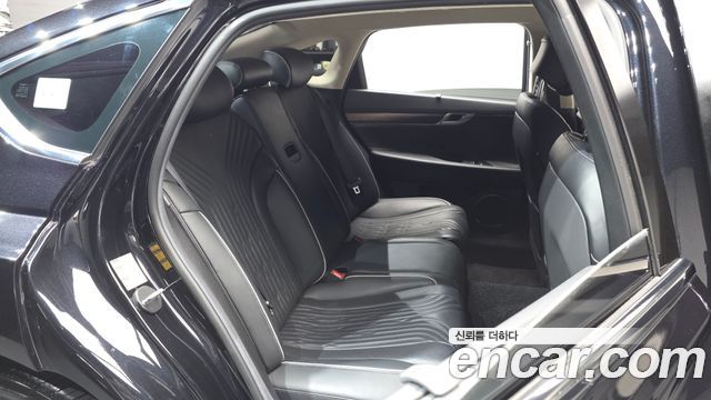 Genesis G80 2021 — photo 17