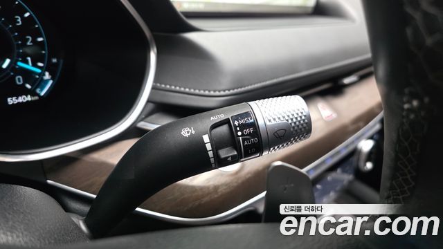 Genesis G80 2021 — photo 28