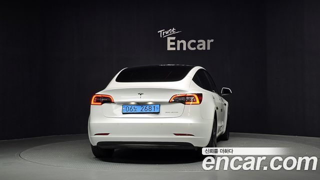 Tesla Model 3 2022 — photo 4