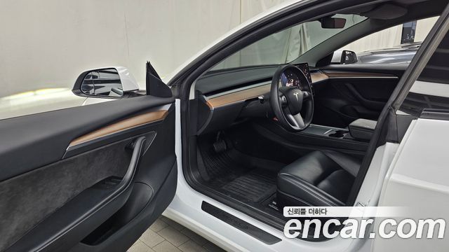 Tesla Model 3 2022 — photo 10