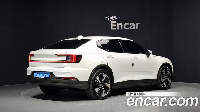 Polestar Polestar 2 2023 — photo 2