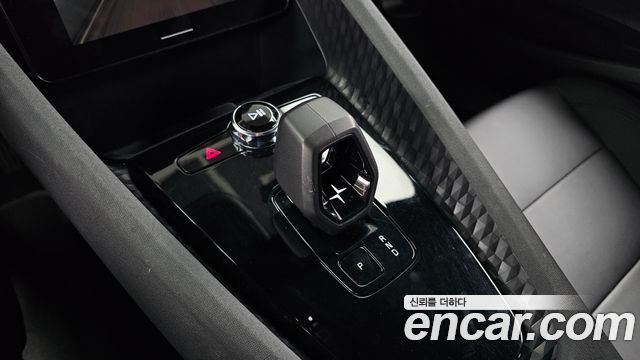 Polestar Polestar 2 2023 — photo 12