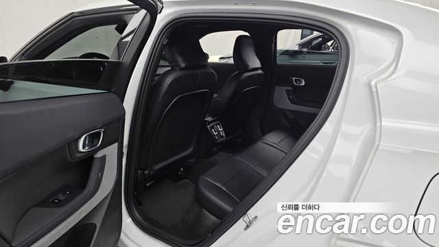 Polestar Polestar 2 2023 — photo 18