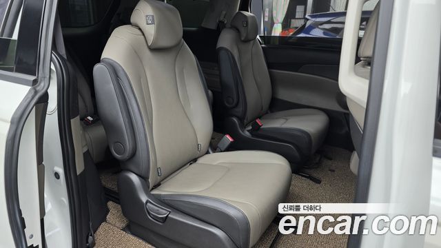 Kia Canival 2025 — photo 17