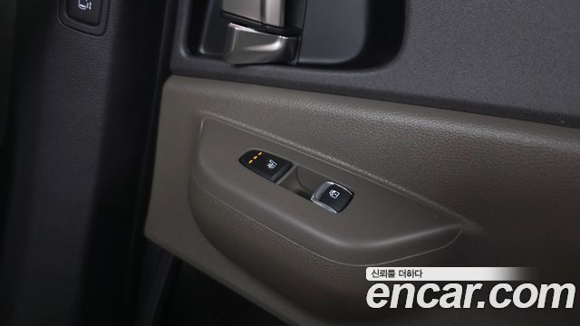 Kia Canival 2025 — photo 24