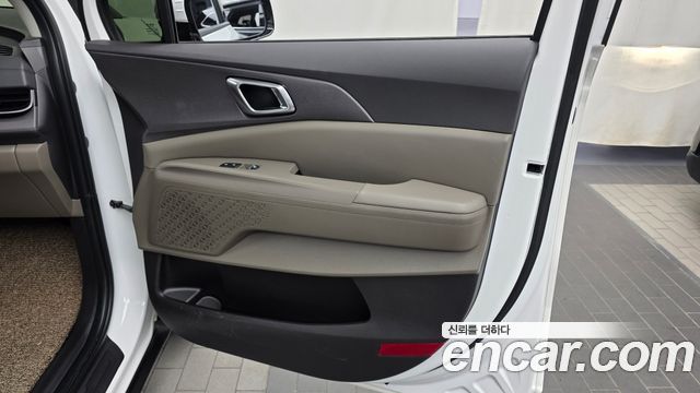 Kia Canival 2025 — photo 15