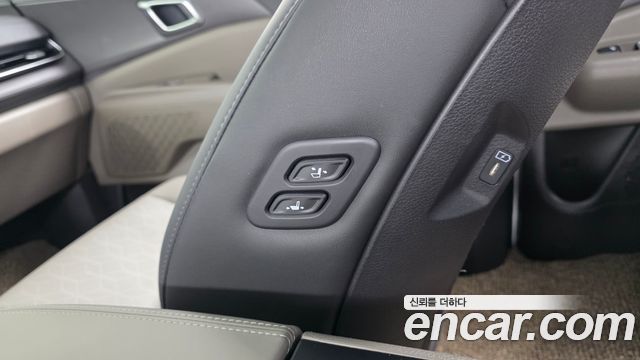 Kia Canival 2025 — photo 28