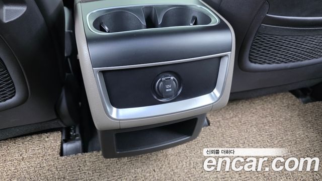 Kia Canival 2025 — photo 32