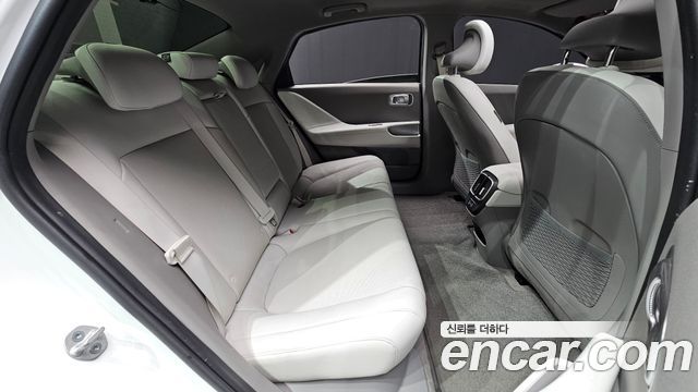 Hyundai Ioniq6 2023 — photo 18