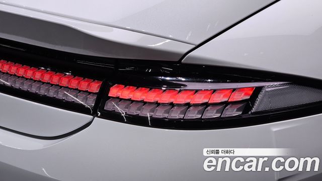 Hyundai Ioniq6 2023 — photo 9