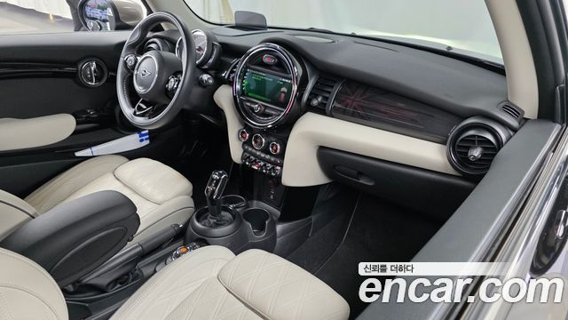 Mini Cooper 2020 — photo 10
