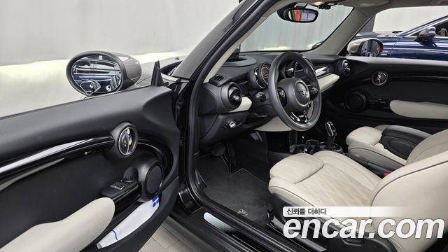 Mini Cooper 2020 — photo 13