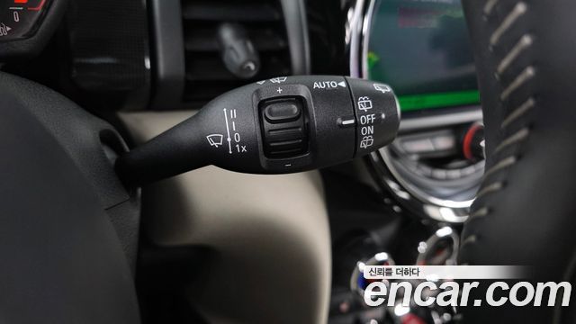 Mini Cooper 2020 — photo 24