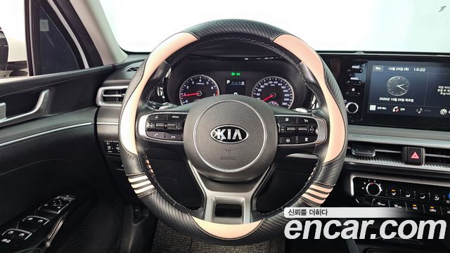 Kia K5 2020 — photo 19