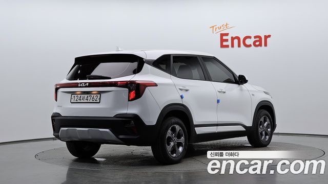 Kia Seltos 2023 — photo 2