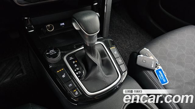 Kia Seltos 2023 — photo 12