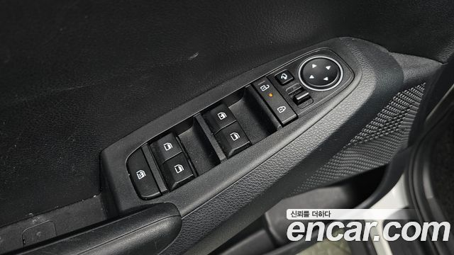 Kia Seltos 2023 — photo 28